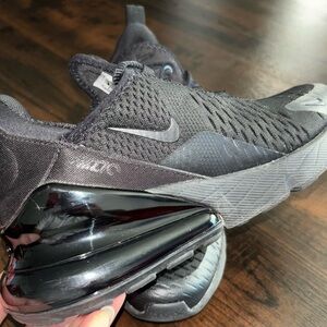Nike Air Max 270 Triple Black